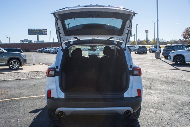 Used 2025 Ford Escape Active image 10