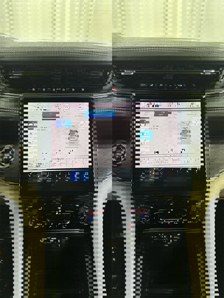 Used 2023 Jeep Grand Cherokee L Limited w/ Trailer Tow Group (B) image 22