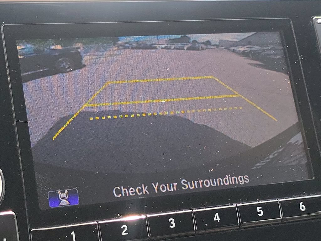 Used 2018 Honda CR-V LX image 25
