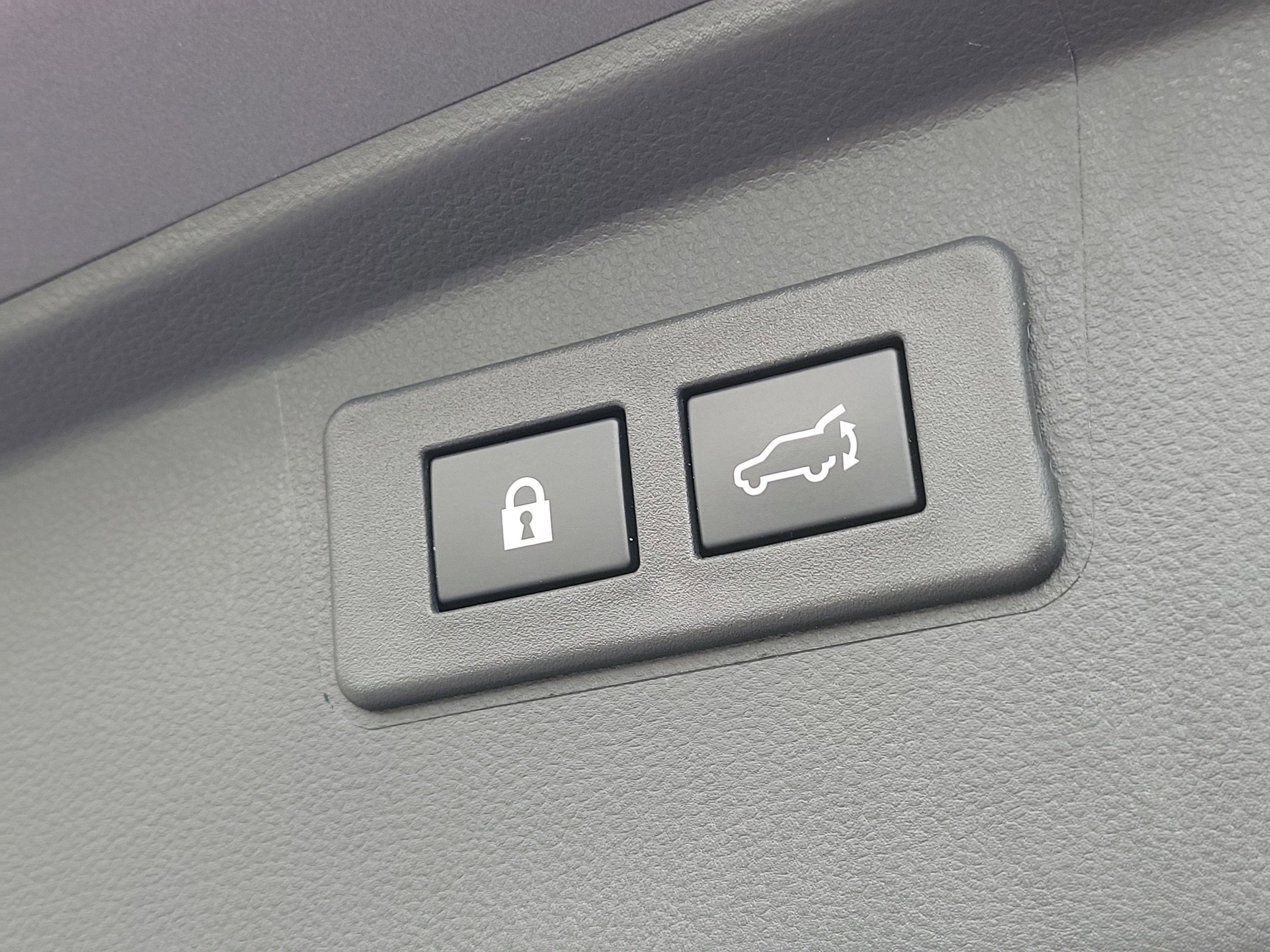 Used 2025 Subaru Outback Touring XT w/ Popular Package #2 image 9