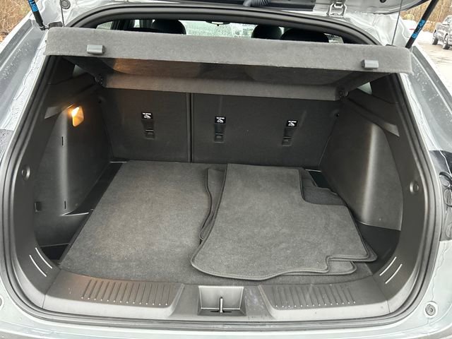 Used 2025 Chevrolet Trax RS w/ Driver Confidence Package image 29