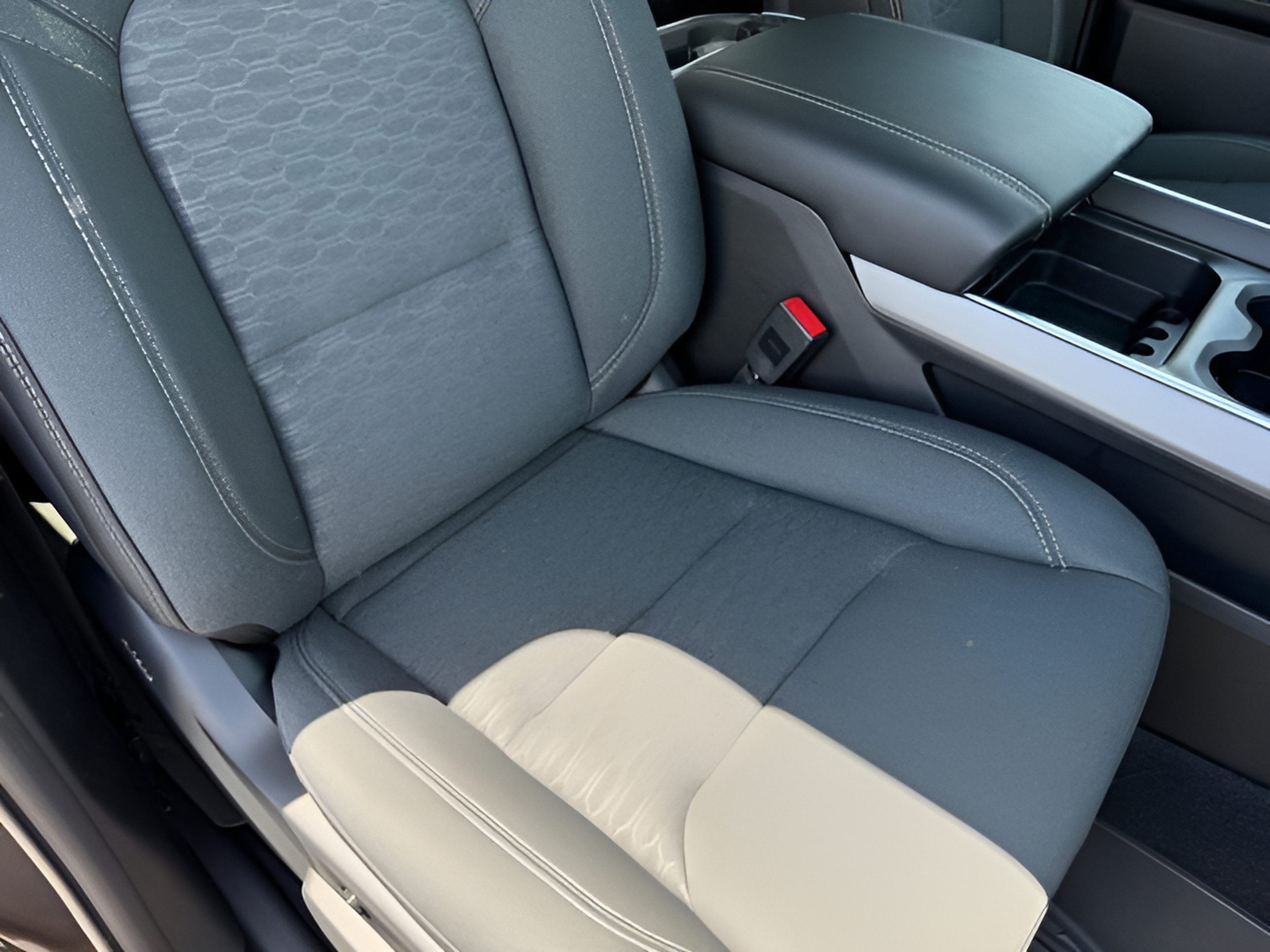 New 2026 RAM 1500 Big Horn AWD/4WD image 14