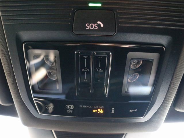 New 2026 Volkswagen Tiguan SE R-Line image 22