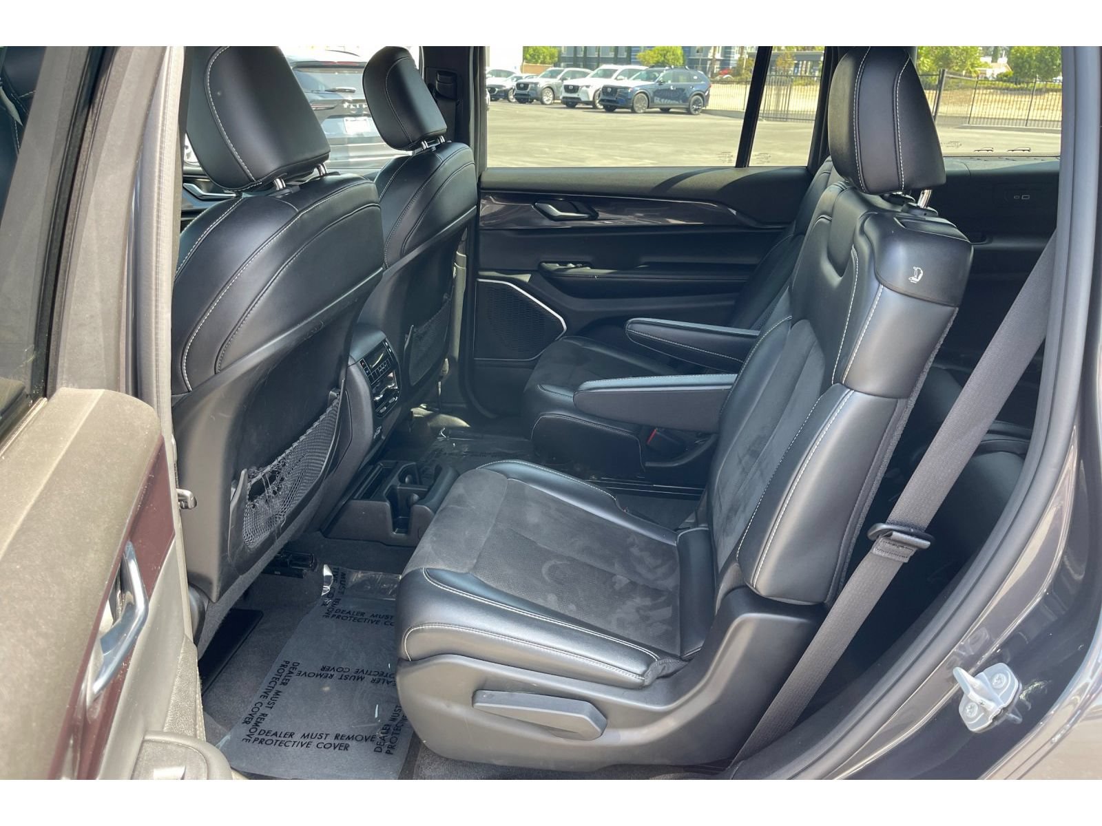 Used 2022 Jeep Grand Cherokee L Laredo RWD image 14
