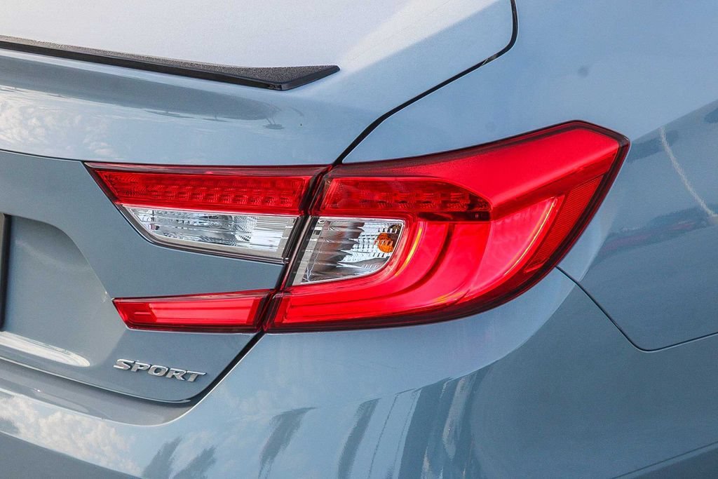 Used 2022 Honda Accord Sport image 10