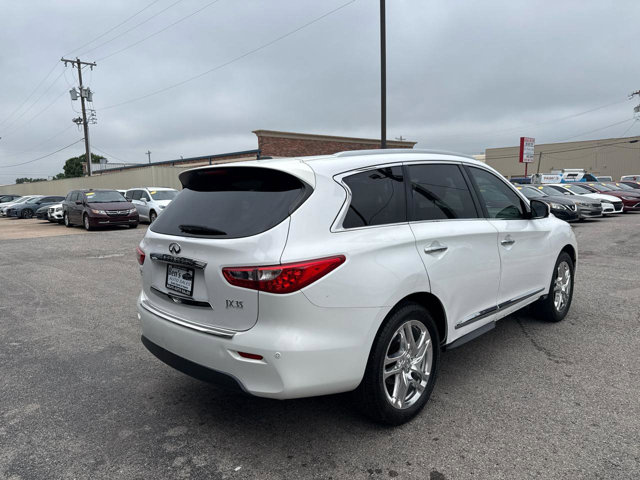 Used 2013 INFINITI JX35 AWD w/ Premium Pkg image 6