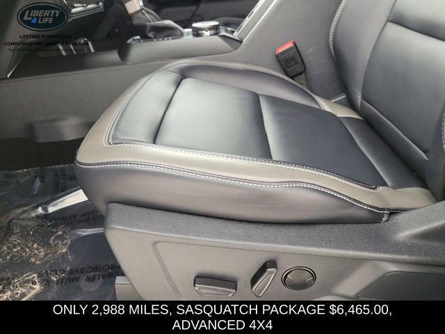 Used 2025 Ford Bronco Outer Banks w/ Sasquatch Package image 14