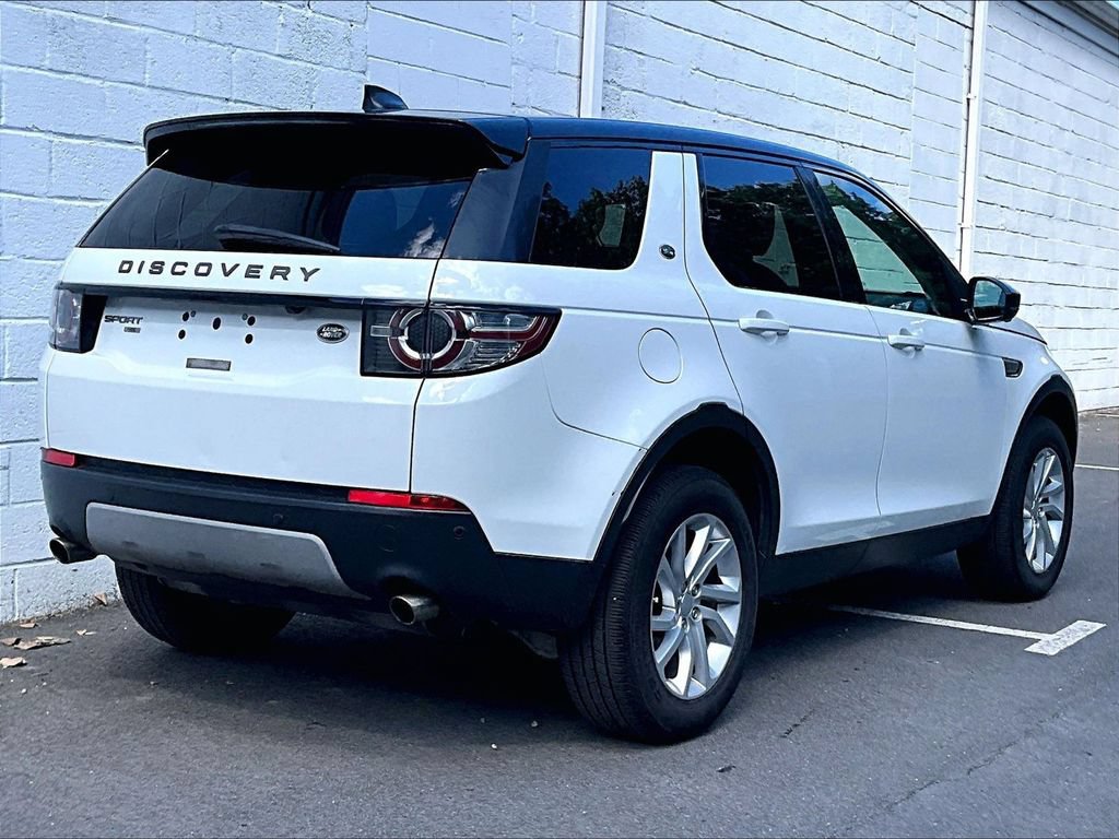 Used 2019 Land Rover Discovery Sport HSE AWD/4WD image 17