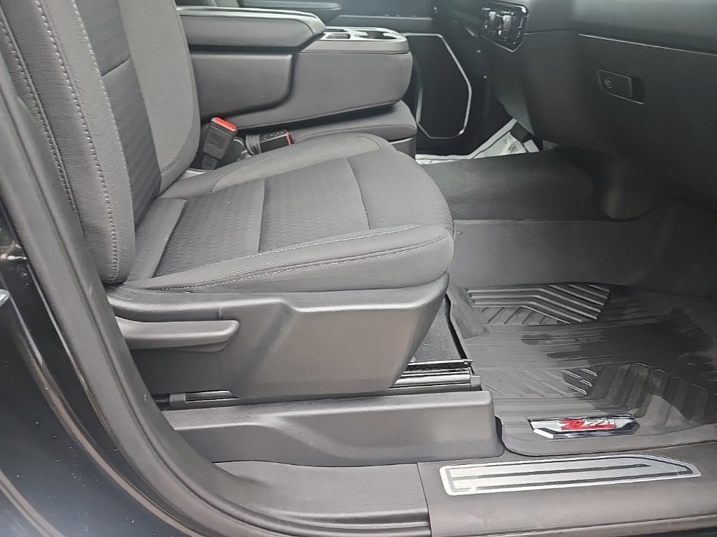 Used 2024 Chevrolet Silverado 2500 LT image 78