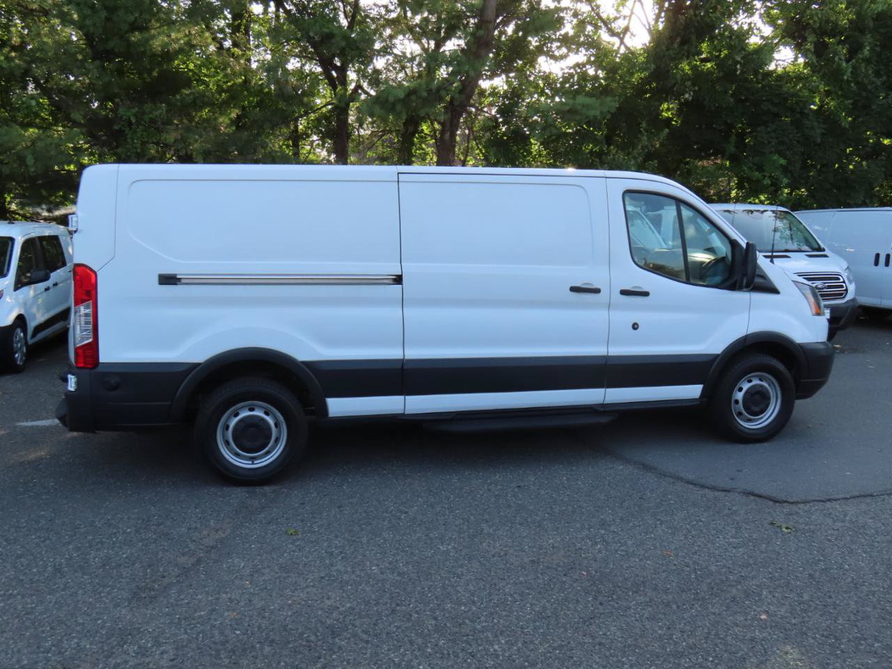 Used 2018 Ford Transit 150 148 Low Roof RWD image 7