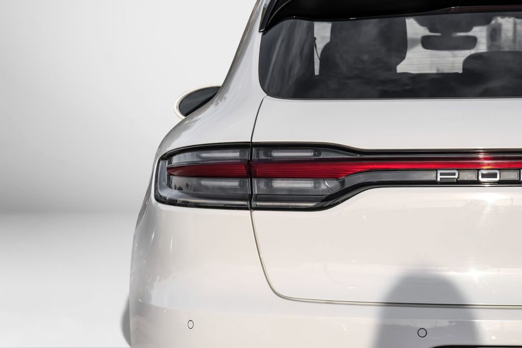 Used 2020 Porsche Macan image 53