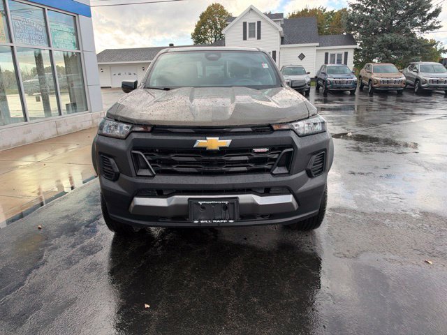 Used 2024 Chevrolet Colorado Trail Boss w/ Advanced Trailering Package AWD/4WD image 6