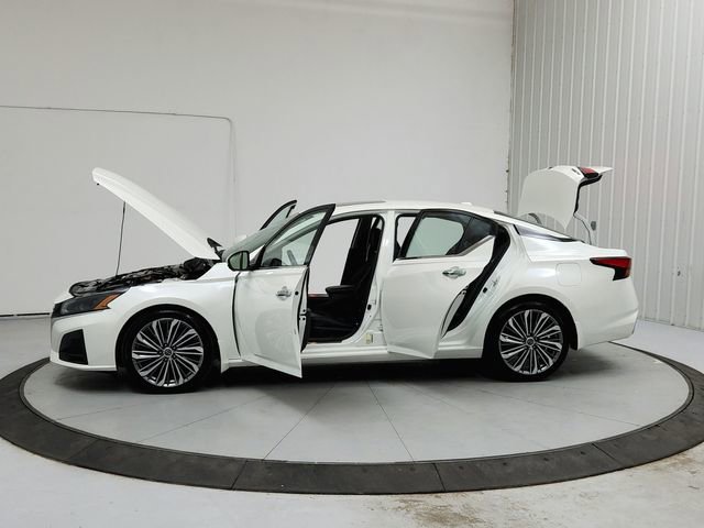Used 2023 Nissan Altima 2.5 SL image 12