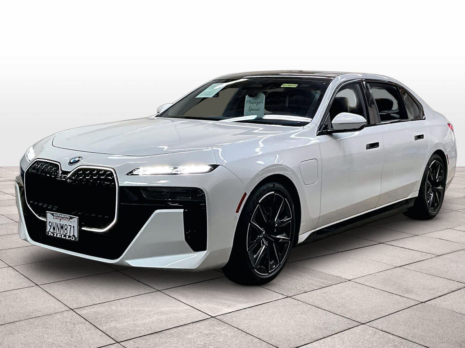 Used 2026 BMW 750e xDrive w/ Executive Package
