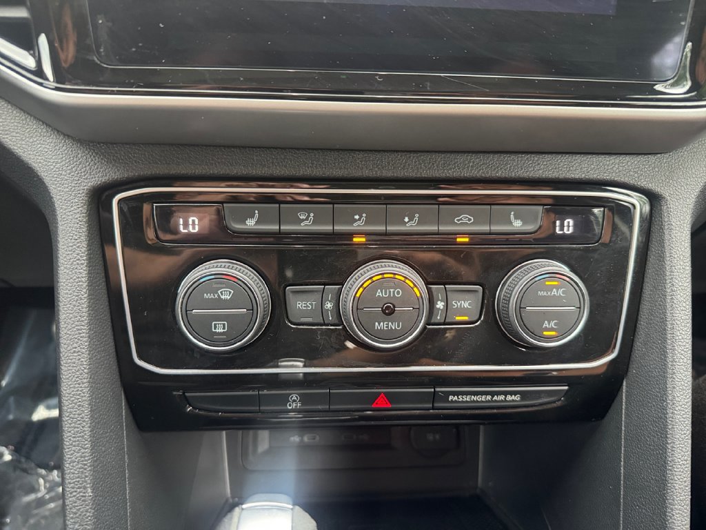 Used 2023 Volkswagen Atlas SE AWD/4WD image 27