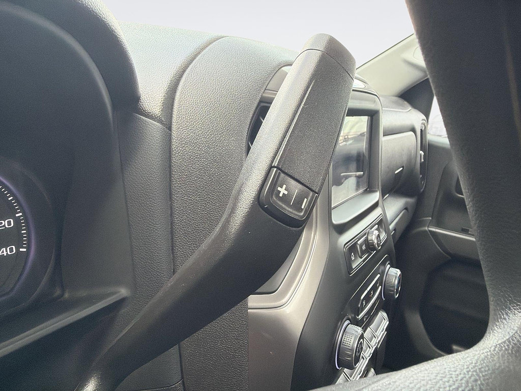 Used 2025 Chevrolet Silverado 1500 W/T RWD image 11