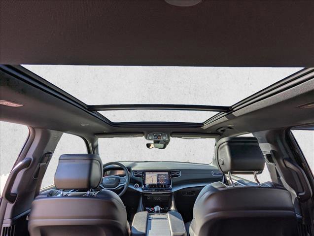 New 2026 Jeep Grand Wagoneer Limited w/ Premium Group II image 15