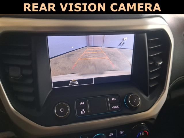 Used 2023 GMC Acadia SLE w/ Driver Convenience Package image 5