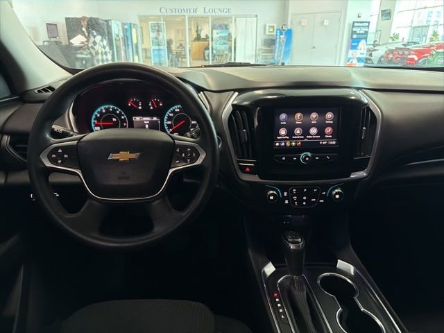 Used 2020 Chevrolet Traverse LS image 25