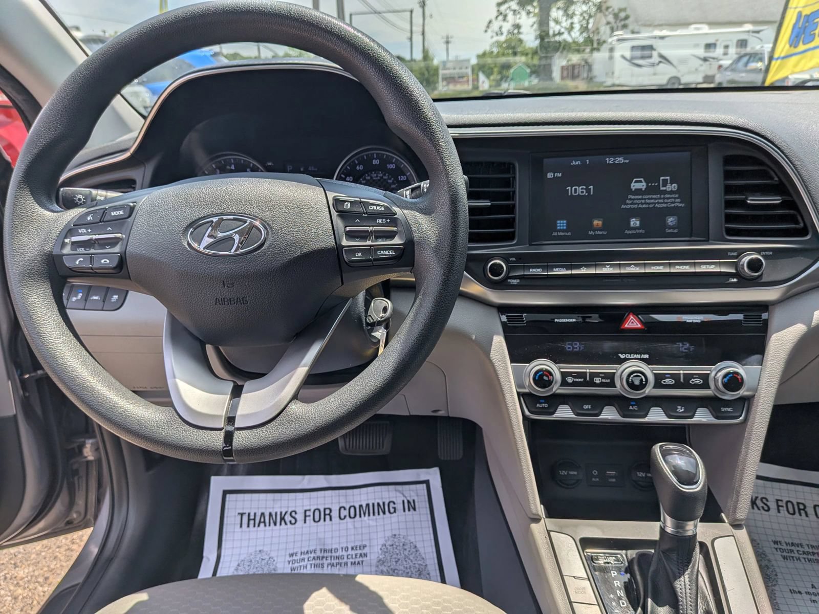 Used 2020 Hyundai Elantra SEL w/ Winter Weather Package FWD image 32