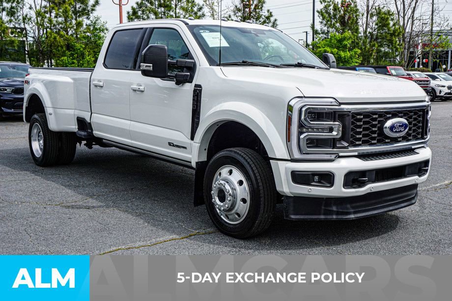 Used 2025 Ford F450 Platinum w/ FX4 Off-Road Package image 4
