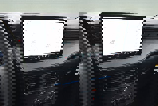 New 2026 Ford Maverick Lobo image 10