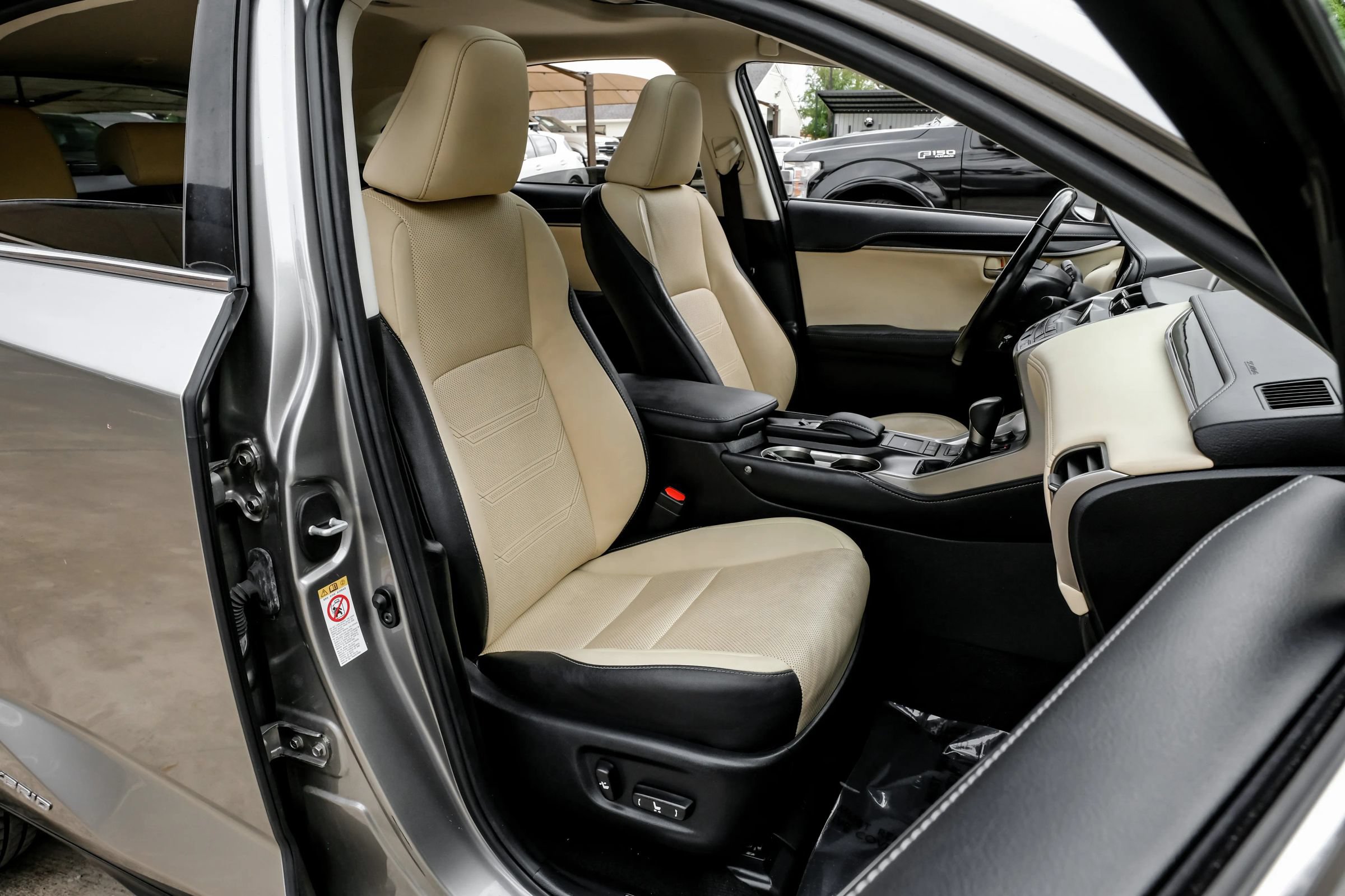 Used 2016 Lexus NX 300h FWD w/ Luxury Package image 40