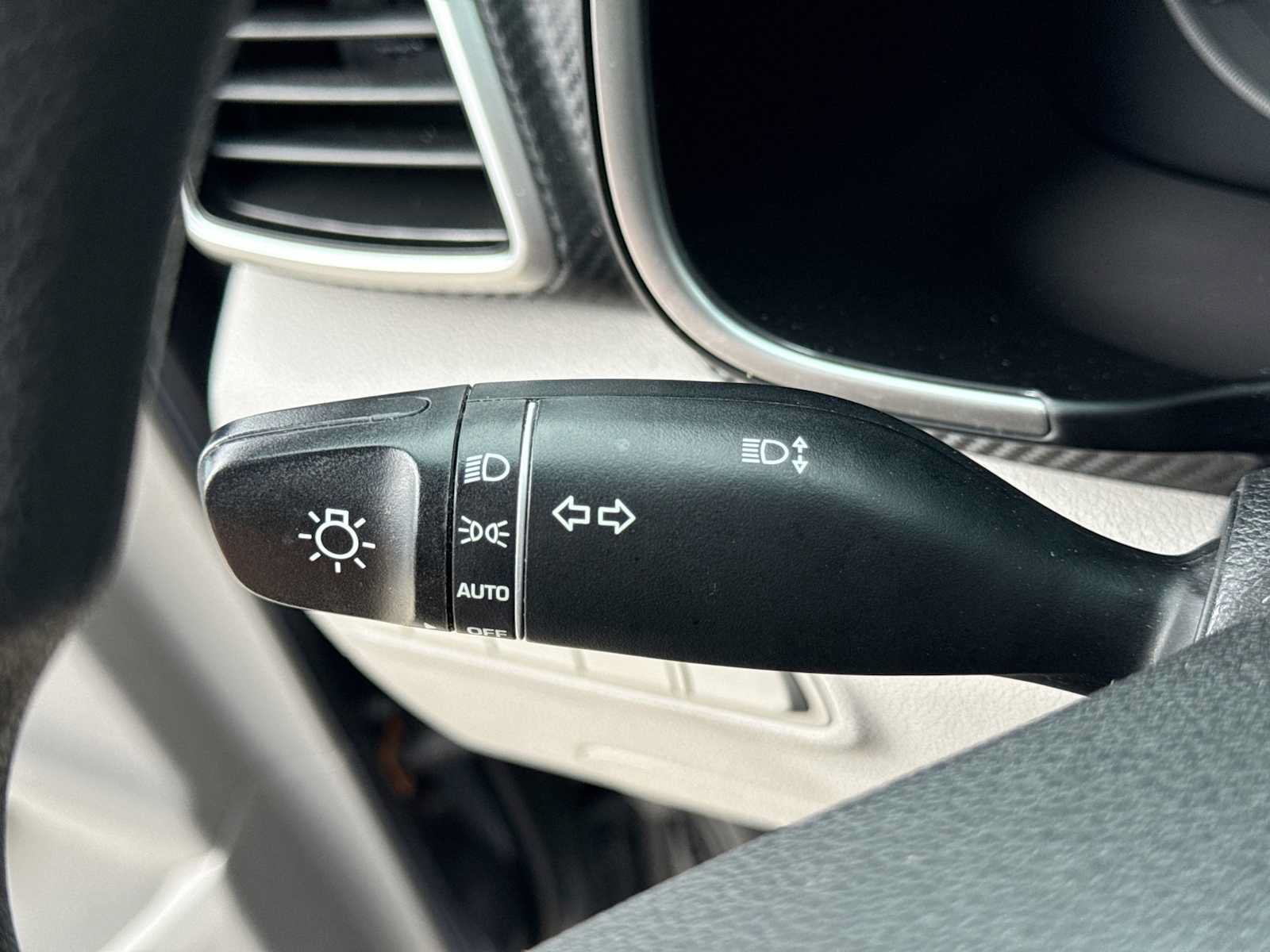 Used 2019 Hyundai Tucson Value w/ Cargo Package FWD image 25