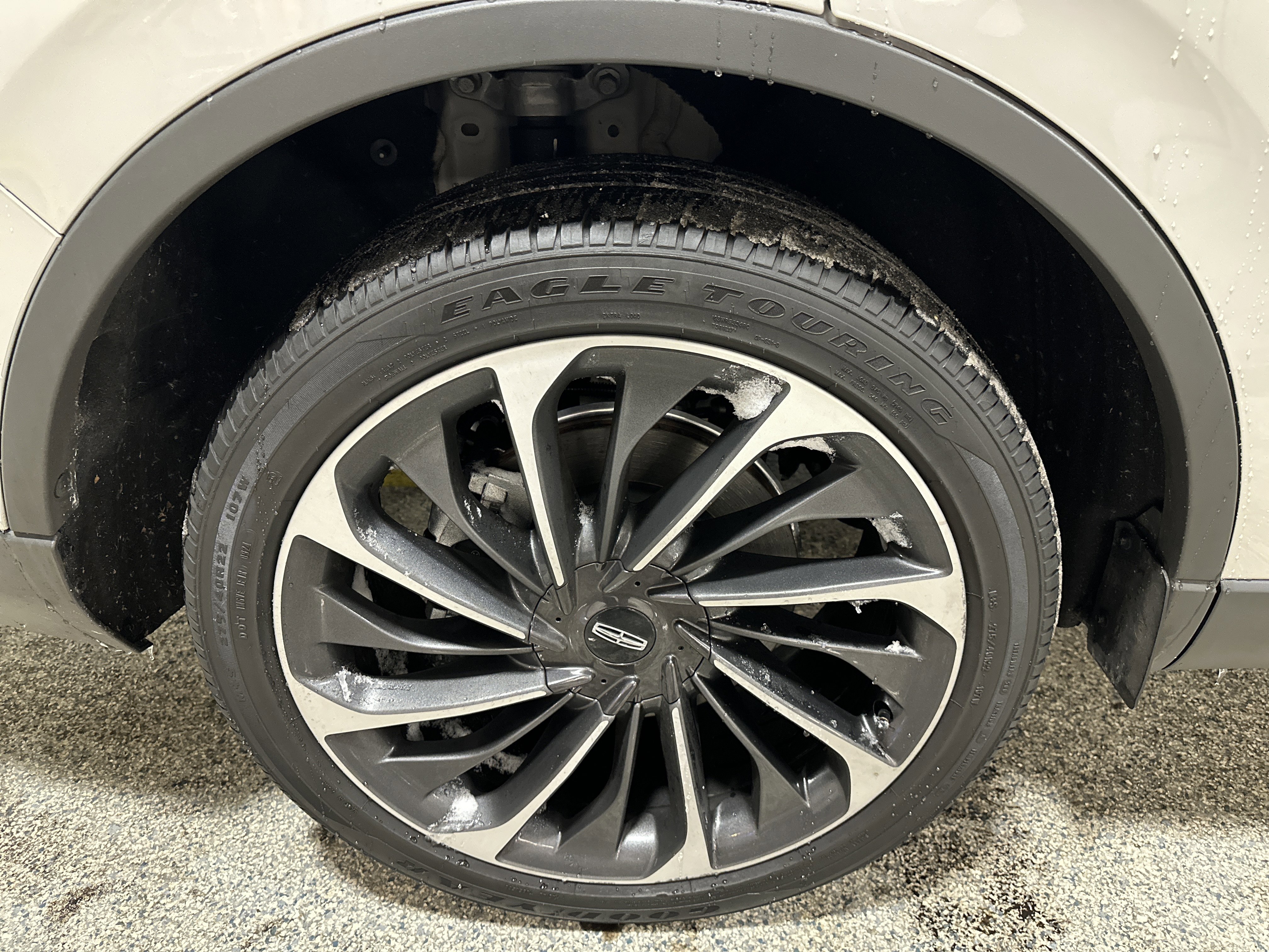 Used 2025 Lincoln Aviator Reserve w/ Equipment Group 201A image 12