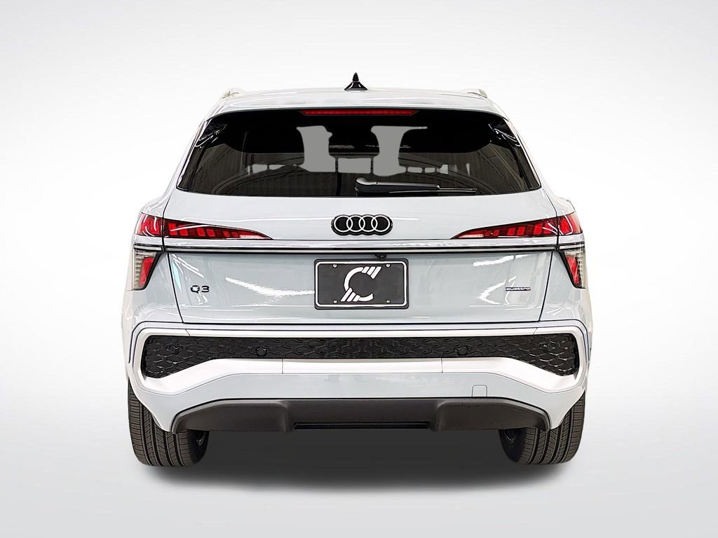 New 2026 Audi Q3 quattro 2.0T image 4