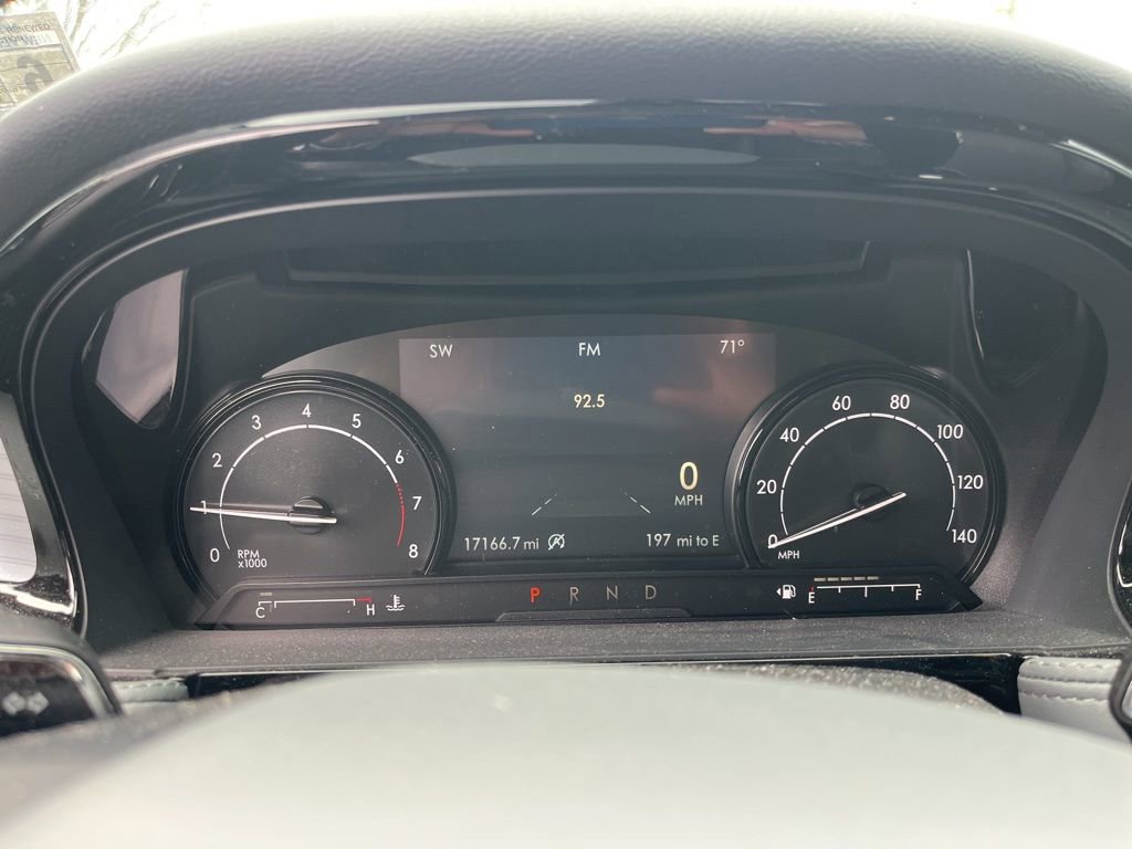 Used 2022 Lincoln Corsair AWD w/ Equipment Group 101A image 9