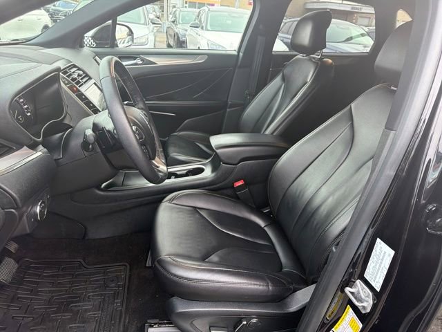 Used 2019 Lincoln MKC Premiere image 10