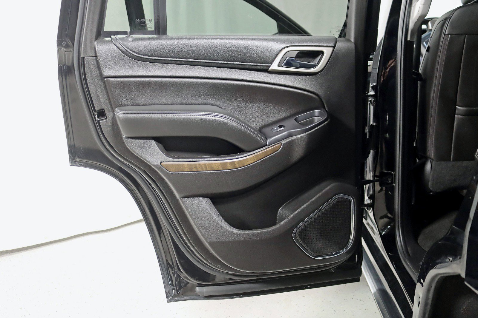 Used 2018 GMC Yukon Denali w/ Denali Ultimate Package image 38