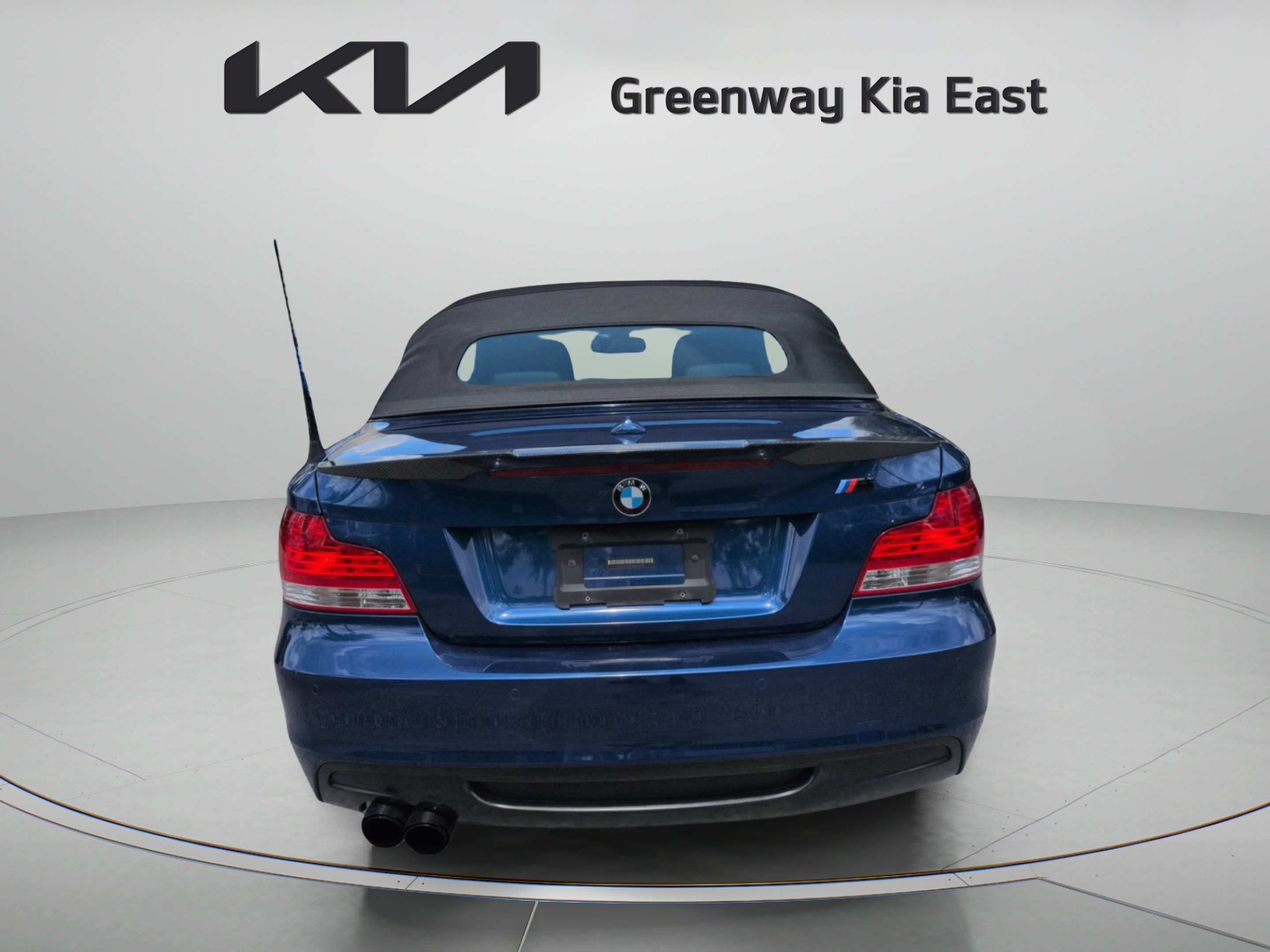 Used 2011 BMW 135i Convertible w/ Premium Pkg RWD image 7