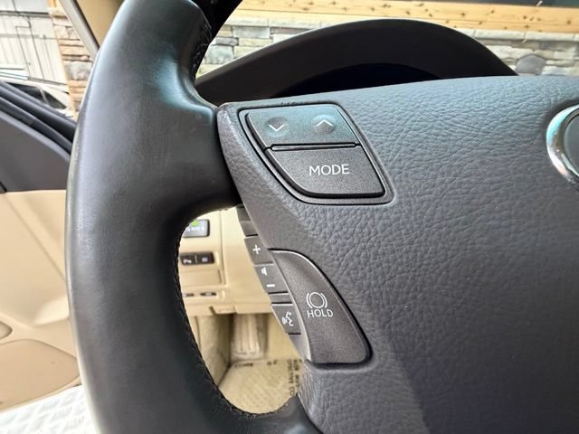 Used 2012 Lexus LS 460 AWD w/ Luxury Value Edition image 26