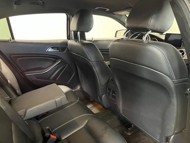 Used 2020 Mercedes-Benz GLA 250 4MATIC w/ Convenience Package image 14