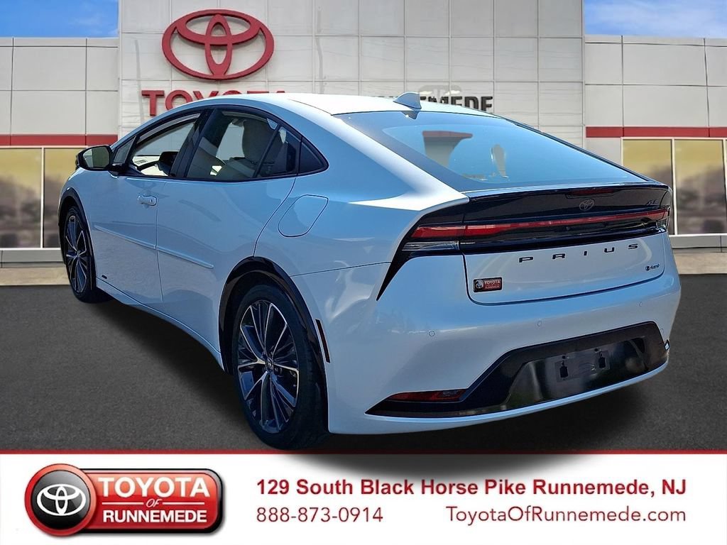 Certified 2024 Toyota Prius XLE AWD/4WD image 4