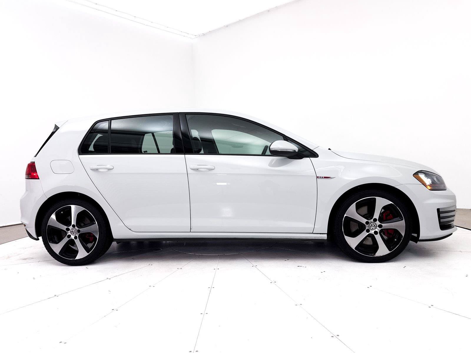 Used 2017 Volkswagen GTI Autobahn FWD image 37