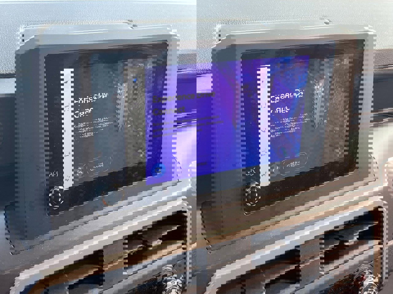 Used 2025 Toyota Tacoma SR5 image 5