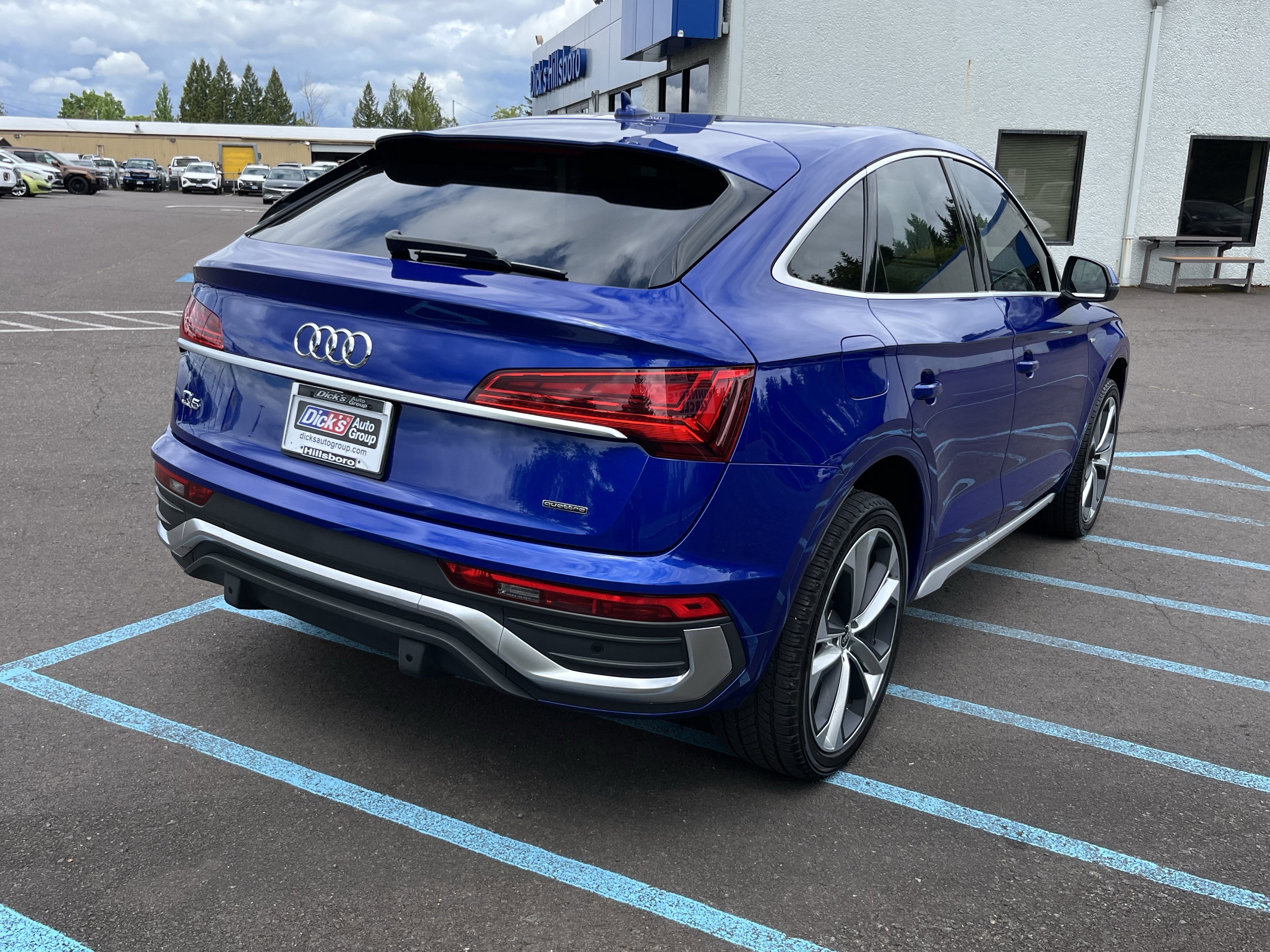 Used 2021 Audi Q5 2.0T Premium Plus w/ Premium Plus Package AWD/4WD image 5