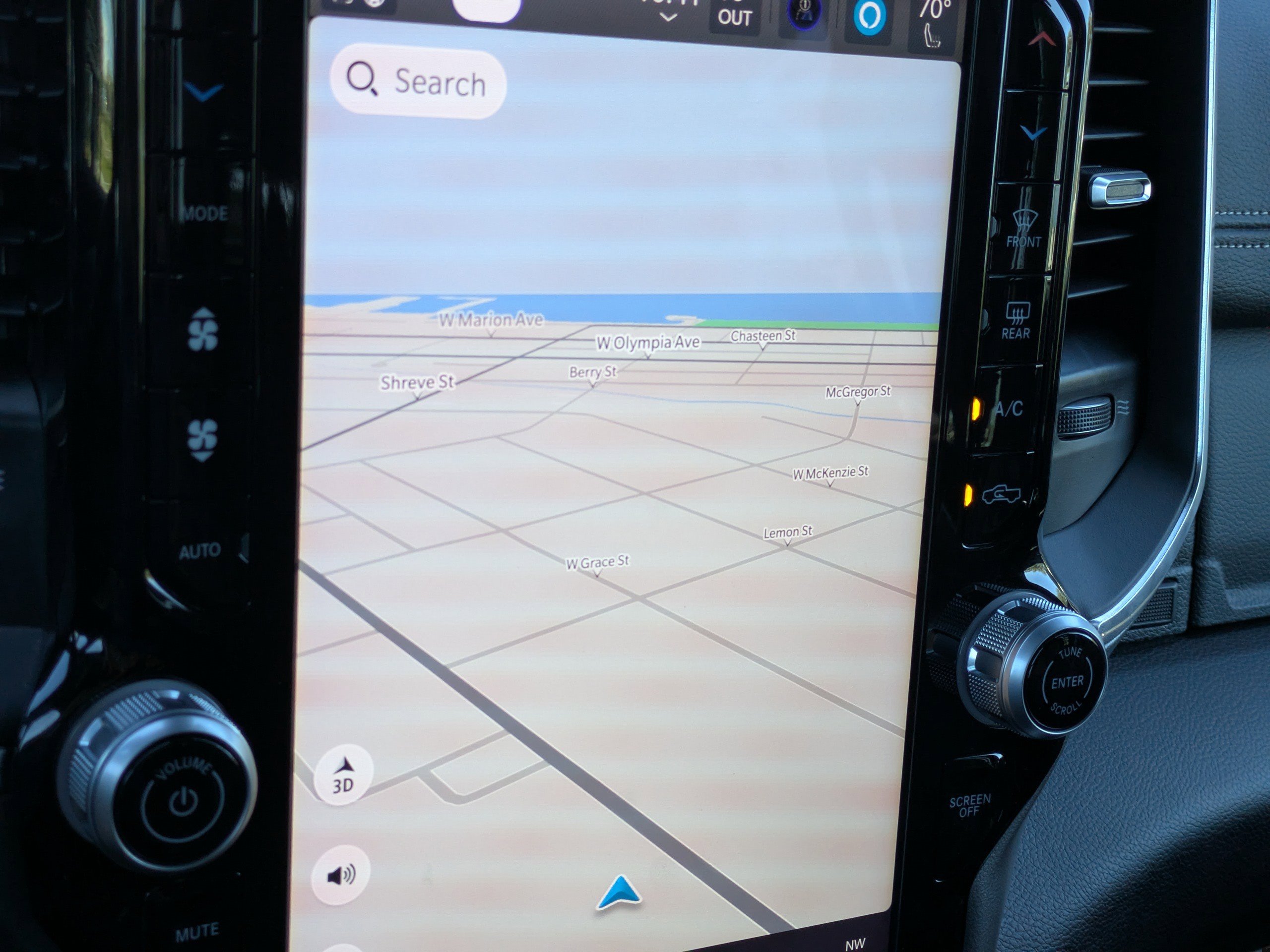 Used 2025 RAM 2500 Laramie image 26