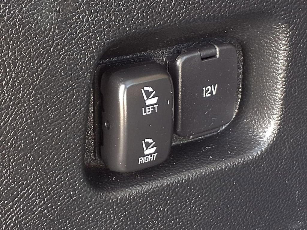 Used 2022 Ford Edge Titanium image 24