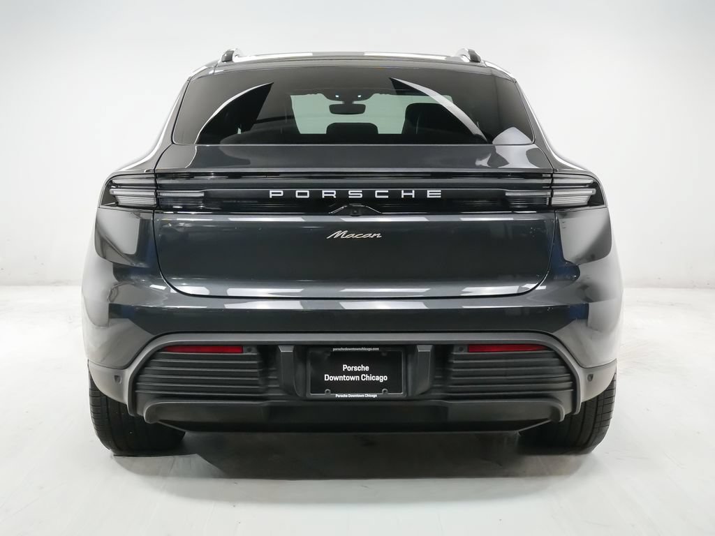 Certified 2025 Porsche Macan Electric RWD image 11