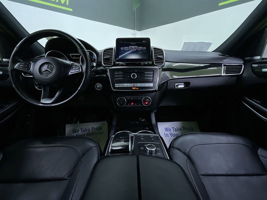 Used 2017 Mercedes-Benz GLS 550 4MATIC image 18