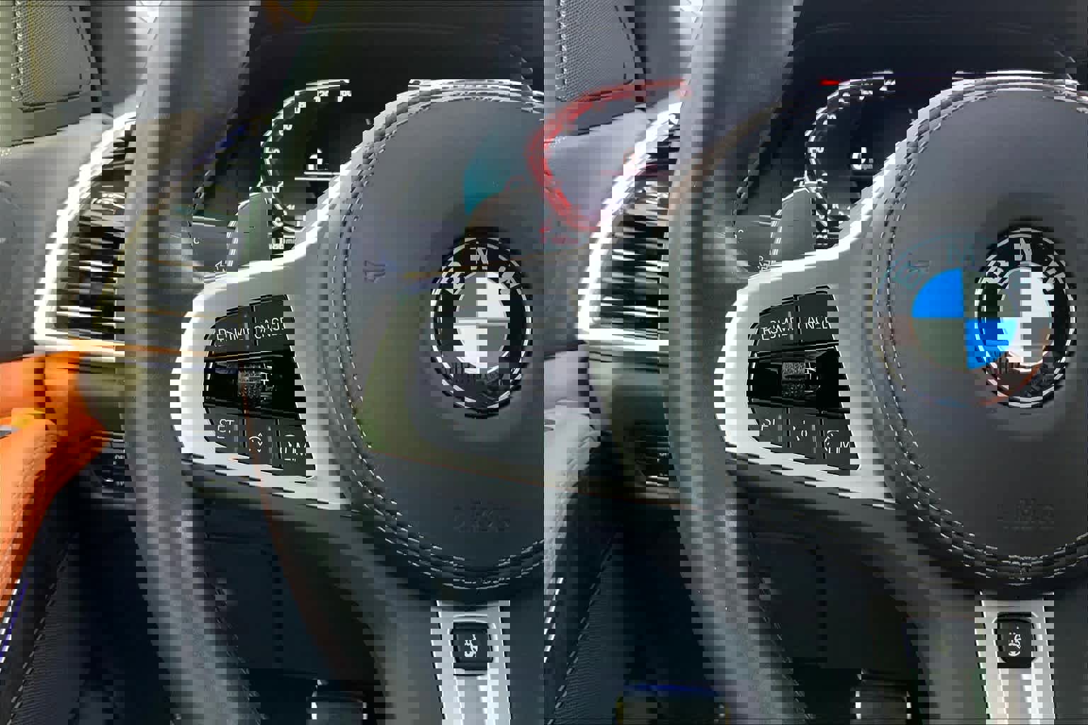 Certified 2022 BMW X5 xDrive40i w/ M Sport Package image 23