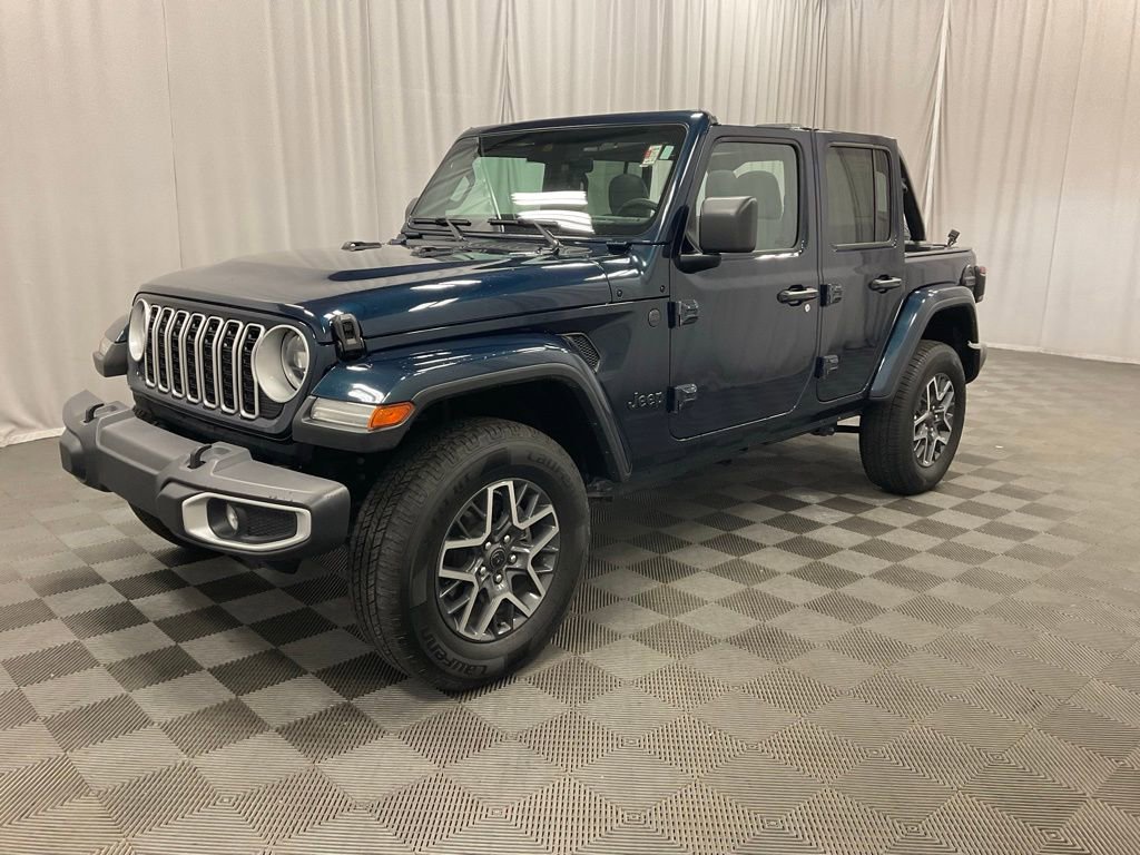 Used 2025 Jeep Wrangler Sahara image 28