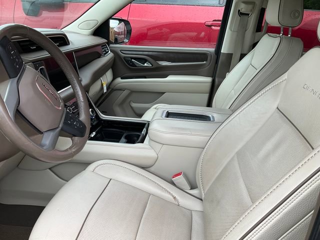 Used 2021 GMC Yukon XL Denali AWD/4WD image 9