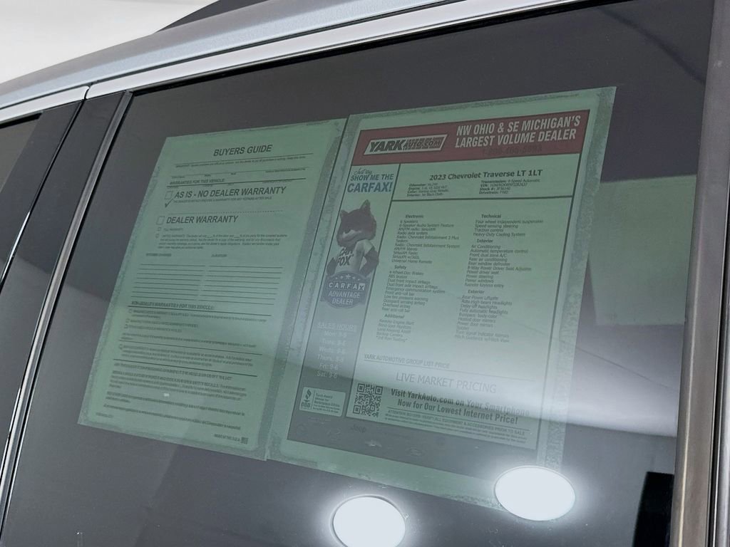Used 2023 Chevrolet Traverse LT image 14