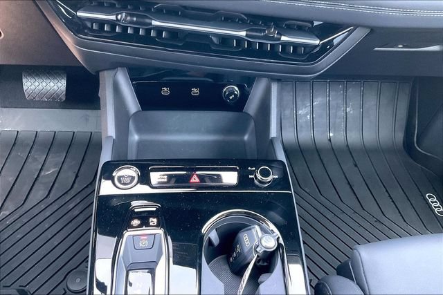 Certified 2025 Audi Q6 e-tron Prestige w/ Black Warm Weather Package AWD/4WD image 33