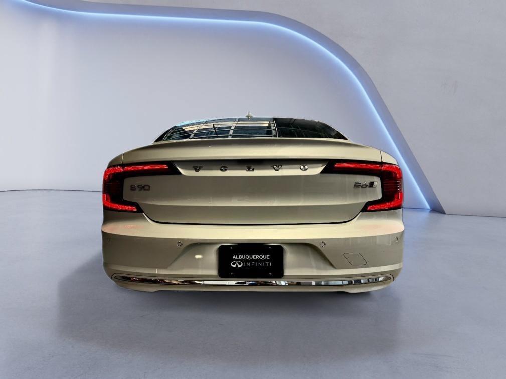 Used 2023 Volvo S90 B6 Ultimate w/ Protection Package Premier AWD/4WD image 7